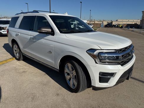 Used 2022 Ford Expedition King Ranch image 19