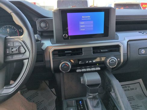 Used 2026 Toyota Tacoma SR5 AWD/4WD image 17