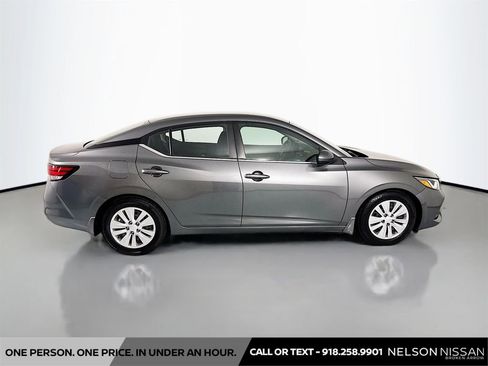 Used 2021 Nissan Sentra S FWD image 4
