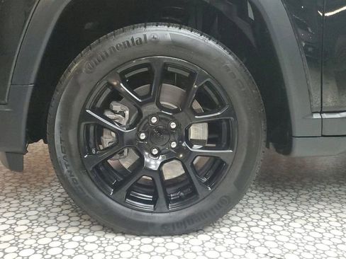 Used 2023 Jeep Compass Altitude image 7