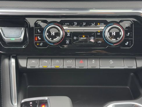 New 2026 GMC Sierra 1500 Denali image 12