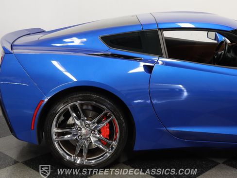 Used 2015 Chevrolet Corvette Stingray Coupe w/ 3LT Preferred Equipment Group image 27