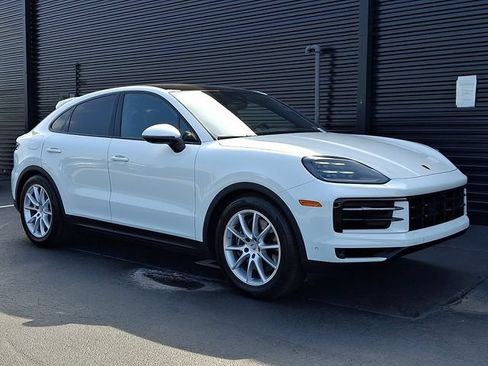 Used 2026 Porsche Cayenne Coupe AWD/4WD image 9