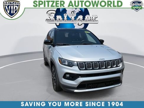 Used 2024 Jeep Compass Limited AWD/4WD image 3