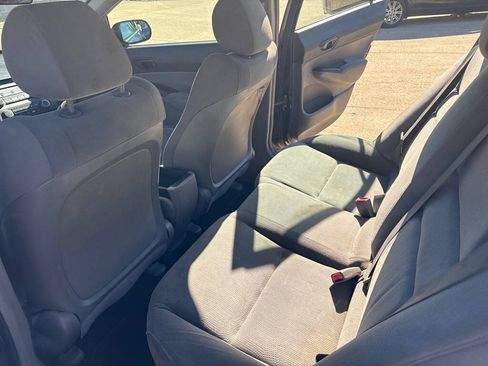 Used 2011 Honda Civic DX-VP image 11