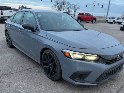 Used 2024 Honda Civic Sport image 3