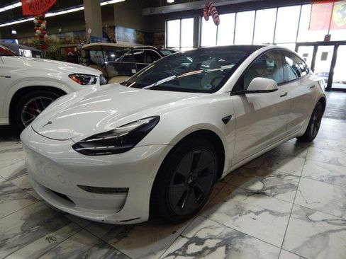 Used 2021 Tesla Model 3 Long Range image 9