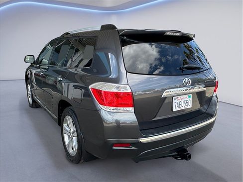 Used 2013 Toyota Highlander Limited FWD image 4