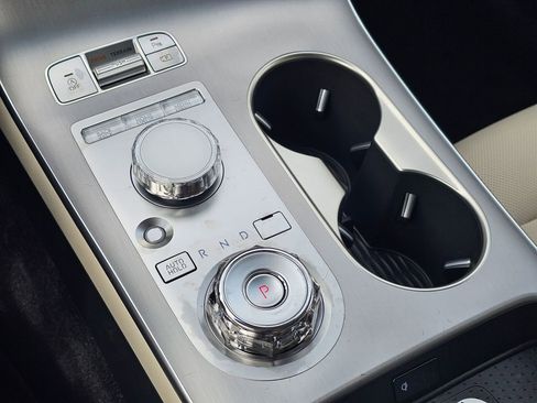 New 2026 Genesis GV70 2.5T Advanced image 19