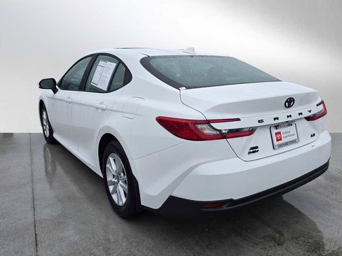 Certified 2025 Toyota Camry LE image 5