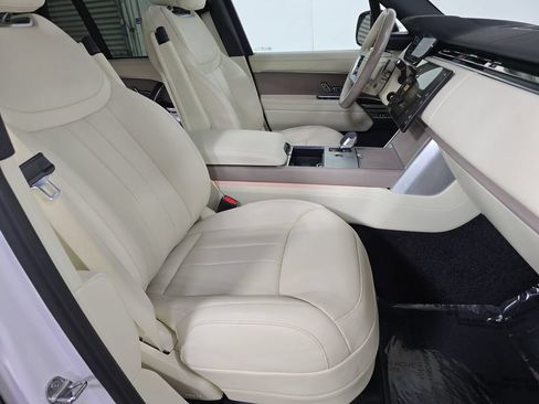 Used 2025 Land Rover Range Rover SE AWD/4WD image 27
