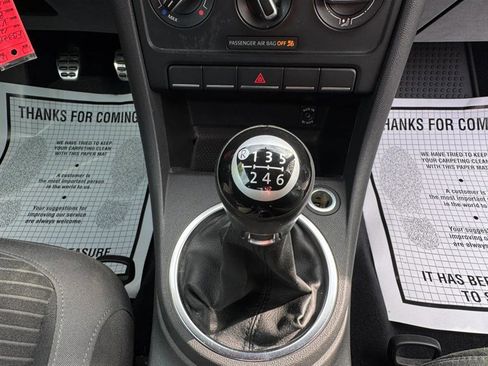 Used 2012 Volkswagen Beetle 2.0T FWD image 14