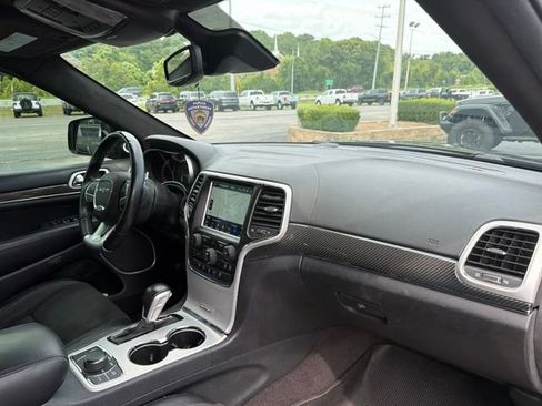 Used 2018 Jeep Grand Cherokee SRT AWD/4WD image 6