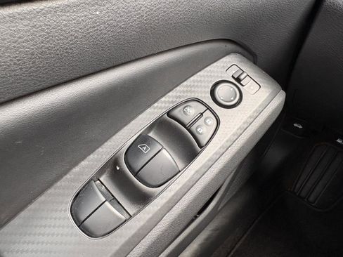 Used 2024 Nissan Altima 2.5 SV w/ SV Premium Package FWD image 35