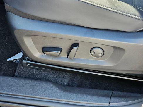 New 2026 Nissan Rogue SL AWD/4WD image 22