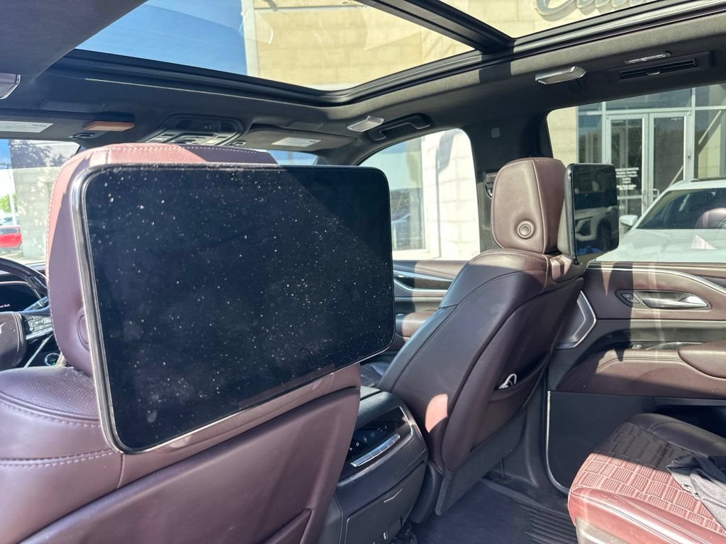 Used 2021 Cadillac Escalade Premium Luxury Platinum AWD/4WD image 12