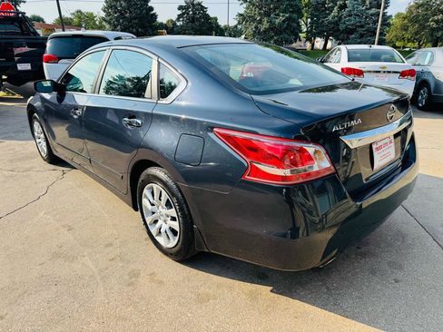 Used 2013 Nissan Altima 2.5 S FWD image 5