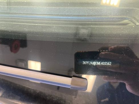Used 2021 Kia Forte LXS FWD image 2