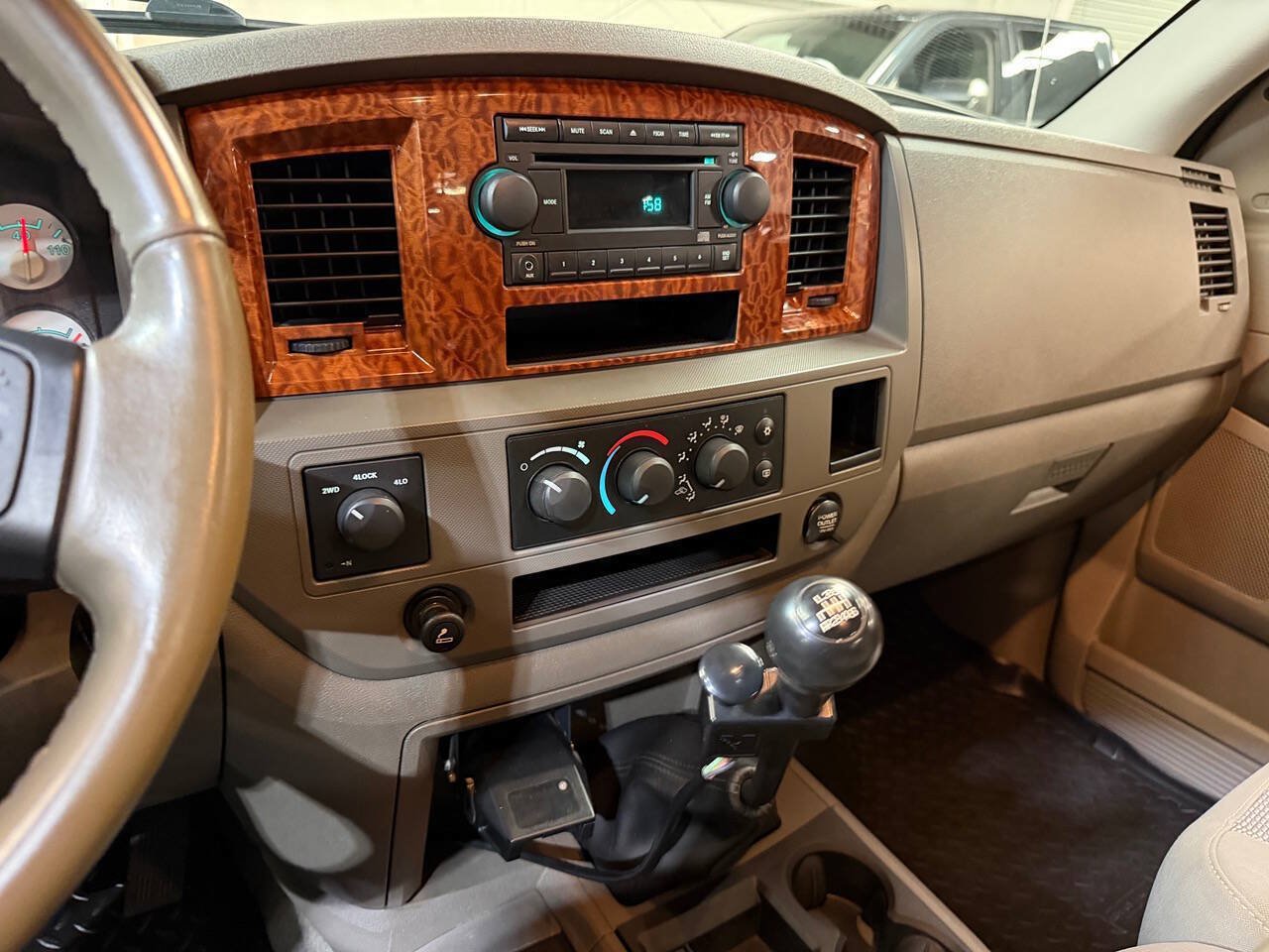 Used 2006 Dodge Ram 2500 Truck SLT w/ Trailer Tow Group AWD/4WD image 9