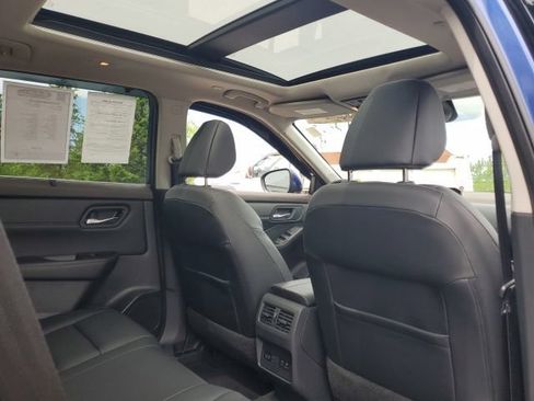 Used 2022 Nissan Rogue SL w/ SL Premium Package AWD/4WD image 15