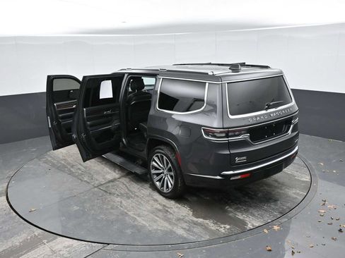 Used 2022 Jeep Grand Wagoneer Series II w/ Convenience Group III image 42