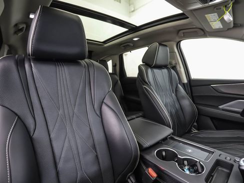 Used 2025 Acura MDX w/ Advance Package image 34