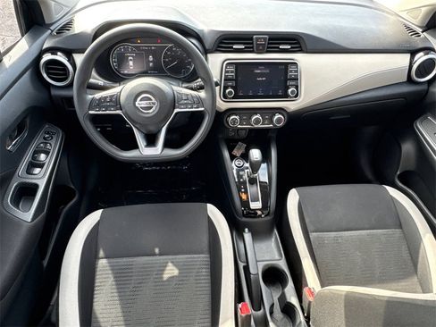 Used 2021 Nissan Versa SV image 23