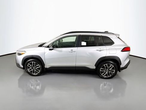 New 2026 Toyota Corolla Cross XLE image 4