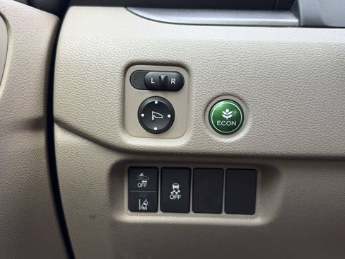 Used 2019 Honda Pilot LX image 27