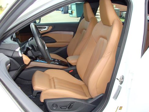 Used 2025 Audi A5 2.0T Premium Plus w/ Premium Plus AWD/4WD image 11