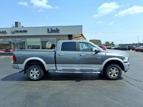 Used 2012 RAM 2500 Laramie AWD/4WD image 2