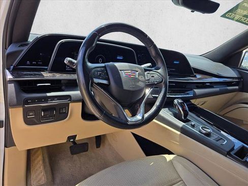 Used 2023 Cadillac Escalade Premium Luxury w/ Performance Package AWD/4WD image 10