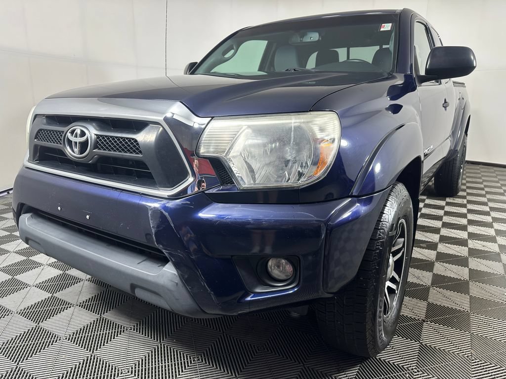 Used 2012 Toyota Tacoma 4x4 Access Cab V6 w/ SR5 Pkg image 1