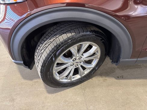 Used 2020 Ford Explorer XLT w/ Equipment Group 202A image 27