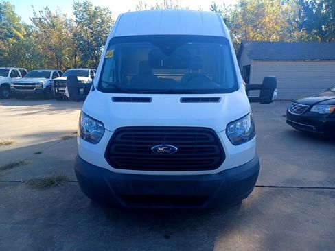 Used 2018 Ford Transit 250 148 High Roof image 2
