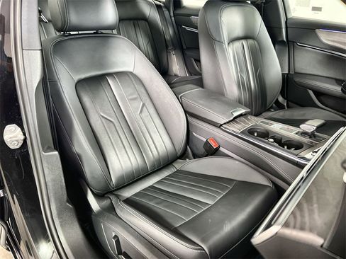 Used 2024 Audi A6 Premium Plus image 26