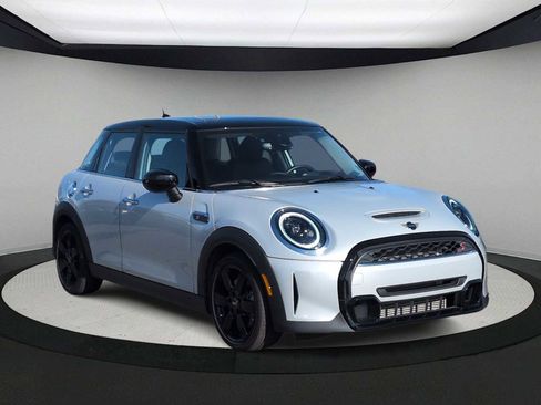 Certified 2023 MINI Cooper S w/ Signature Upholstery Package image 2