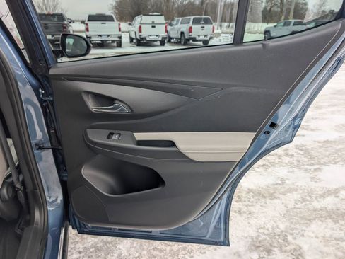 Certified 2025 Buick Envista Avenir image 31