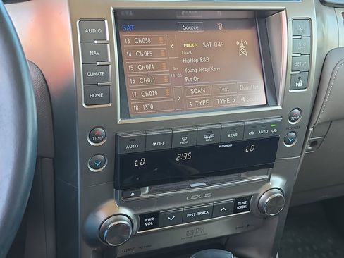 Used 2014 Lexus GX 460 Luxury image 16