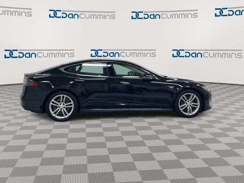 Used 2015 Tesla Model S 70D AWD/4WD image 9