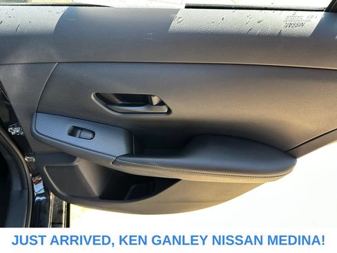Certified 2024 Nissan Sentra SV FWD image 19