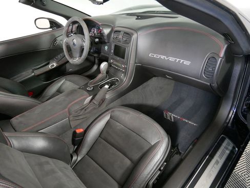 Used 2012 Chevrolet Corvette Grand Sport w/ 4LT Preferred Equipment Group RWD image 13