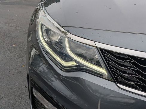 Used 2020 Kia Optima SE FWD image 11