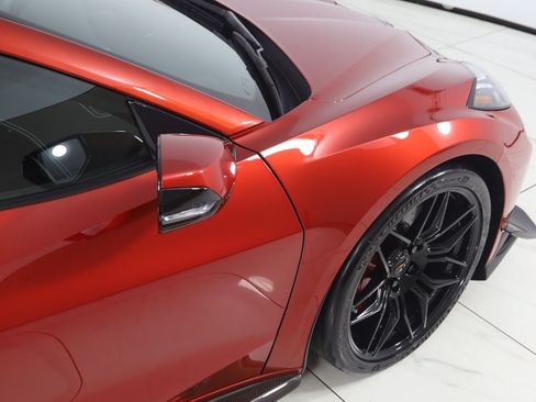 Used 2025 Chevrolet Corvette Z06 w/ Z07 Performance Package RWD image 76