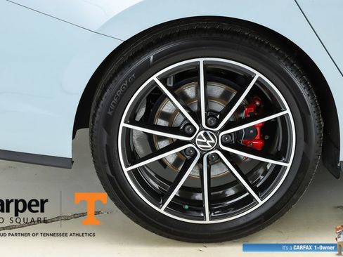 Used 2025 Volkswagen Jetta GLI Autobahn image 50