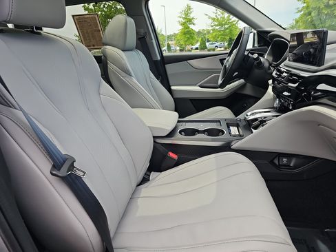 Certified 2026 Acura MDX FWD w/ Technology Package image 10