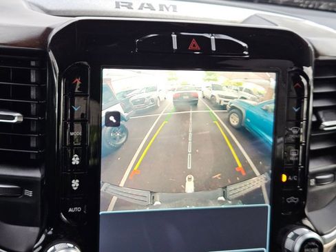 Used 2022 RAM 1500 Laramie w/ Laramie Southwest Edition image 11
