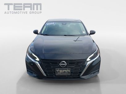 Used 2024 Nissan Altima 2.5 SV