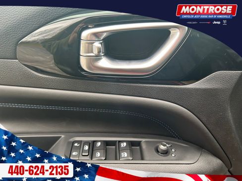 New 2026 Jeep Compass Limited image 10