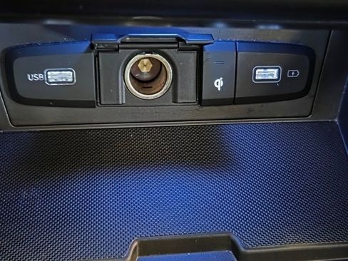 Used 2024 Hyundai Tucson Limited image 41